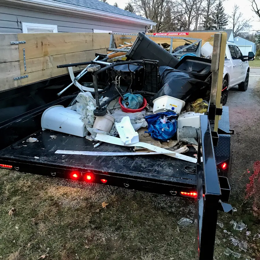 Roll-off dumpster delivered to a residential driveway in Cambrian Park